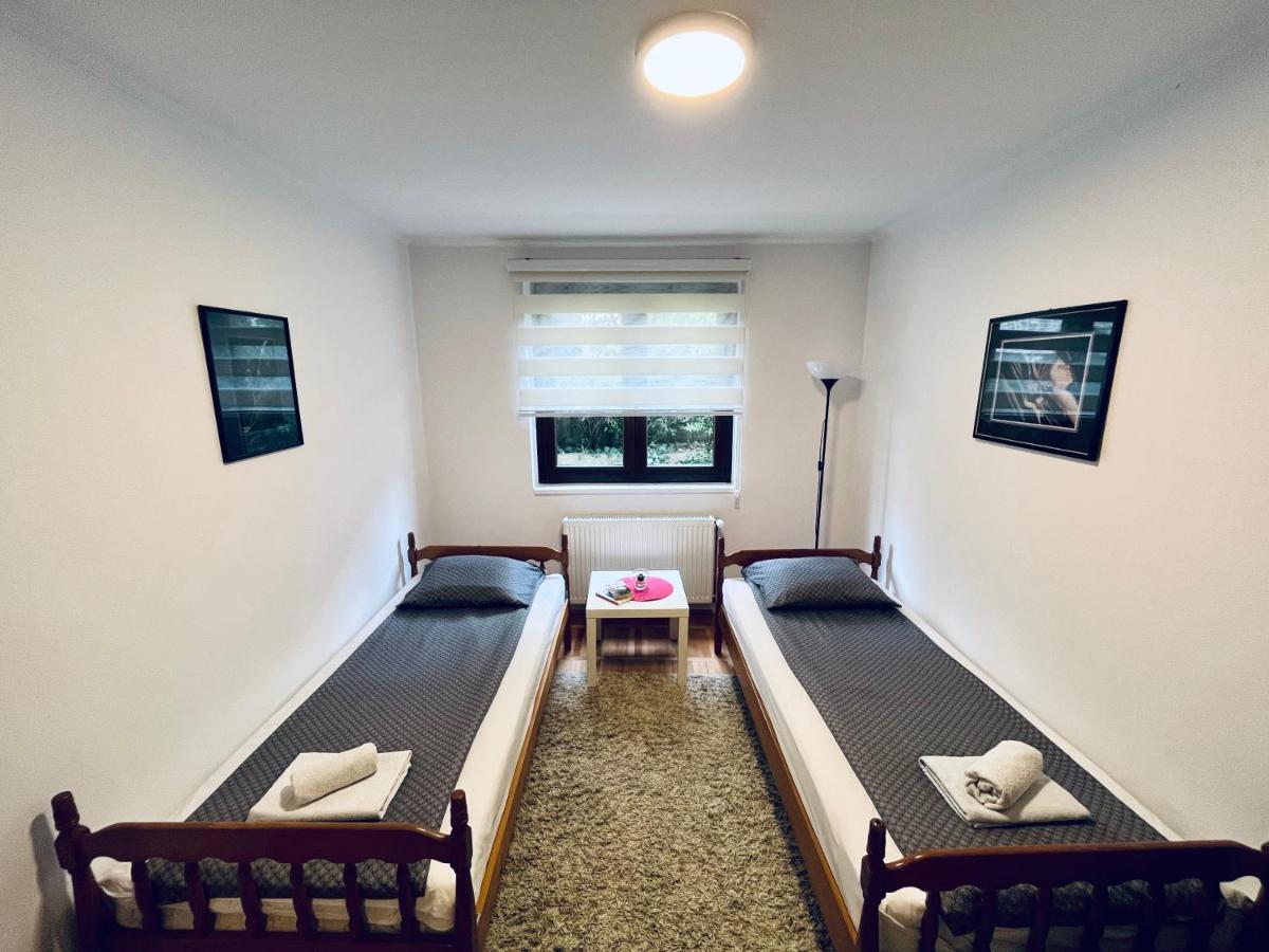Apartment Viktorija Uzice Ngoại thất bức ảnh